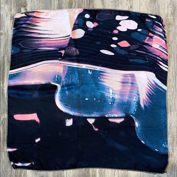 Roberto Cavalli Italian 100% silk designer scarf - Picture 1 of 4